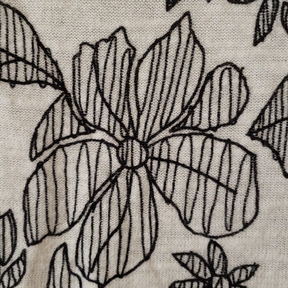 LOFT knit tshirt cut blouse - Picture 2 of 2